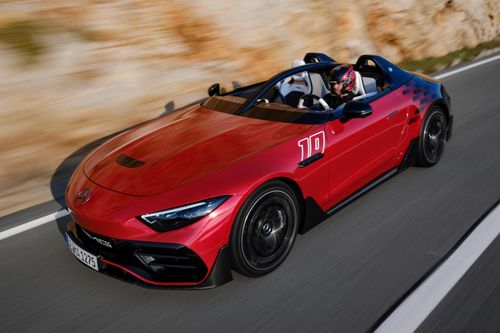 Cận cảnh siêu phẩm Mercedes-AMG PureSpeed giới hạn 250 chiếc