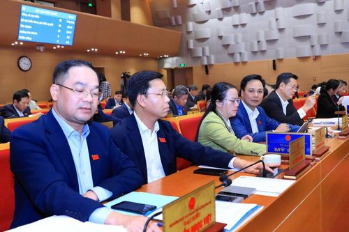 Thông qua quy định chi thu nhập tăng thêm cho cán bộ, công chức, viên chức TP Hà Nội