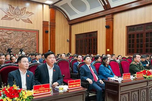 Đoàn đại biểu Quốc hội tỉnh Hà Nam tiếp xúc cử tri