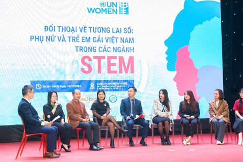 Gần 1400 người tham gia đối thoại về tương lai số dành cho nữ giới