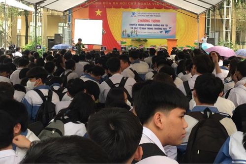 Phòng chống ma túy học đường