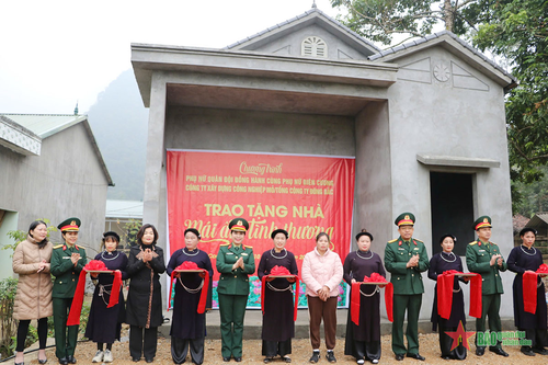 Phụ nữ Quân đội: Ấm tình quân dân nơi biên cương Cao Bằng