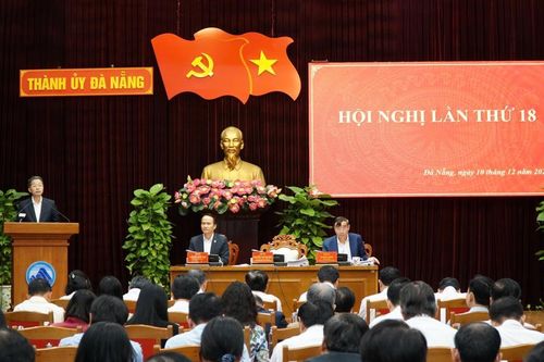 Phấn đấu đạt mức tăng trưởng kinh tế hơn 10% trong năm 2025