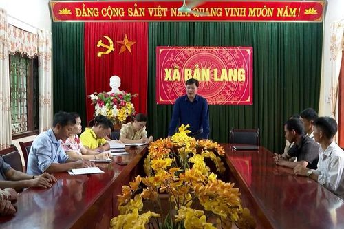 Nâng cao vai trò của Đảng viên ở xã vùng biên Bản Lang