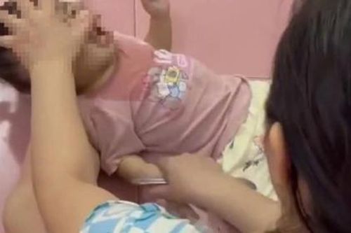 Tạm giữ người phụ nữ ở Vũng Tàu bịt mũi trẻ, đánh liên tục trong lúc cho ăn