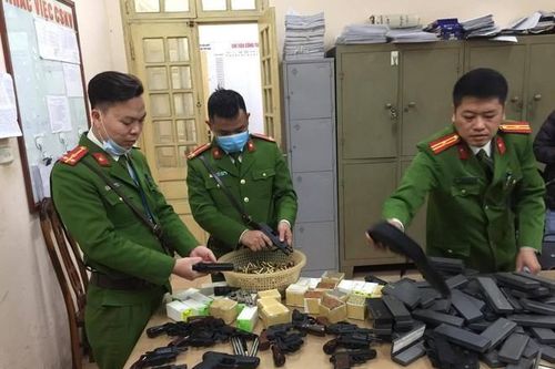 Sau thẩm tra, Hà Nội thông qua việc tăng mức hỗ trợ cho Cảnh sát hình sự cấp huyện