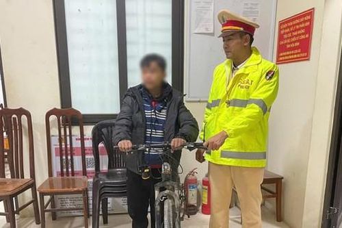 Thanh niên 16 tuổi đi lạc gần 200km từ Sơn La đến Hòa Bình