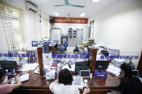 Bộ Nội vụ hướng dẫn sắp xếp cán bộ khi tinh gọn tổ chức bộ máy