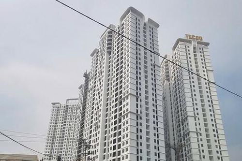 Rơi từ tầng cao chung cư xuống trúng ô tô, người đàn ông tử vong