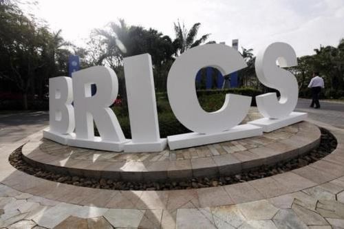 Mỹ sẽ ngăn chặn BRICS tìm kiếm đồng tiền thay thế USD?
