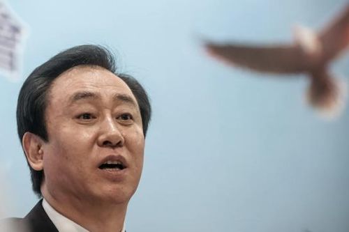 Máy bay riêng của nhà sáng lập Evergrande bị thanh lý để trả nợ