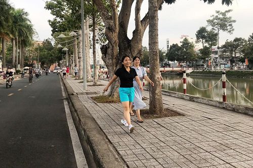 Đi bộ vì sức khỏe