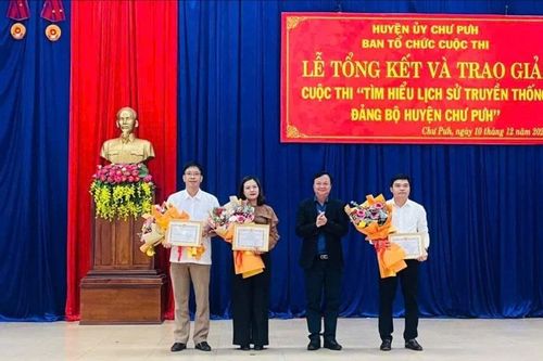 Xã Ia Dreng giành giải nhất Cuộc thi 'Tìm hiểu Lịch sử truyền thống Đảng bộ huyện Chư Pưh'