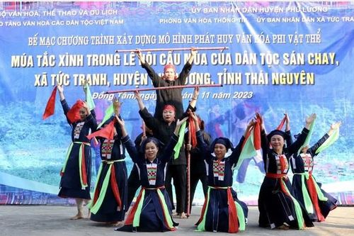 Múa Tắc xình, nghệ thuật trình diễn dân gian độc đáo của người Sán Chay