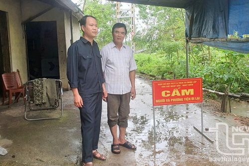 Giao thông khó khăn vì cầu treo hỏng