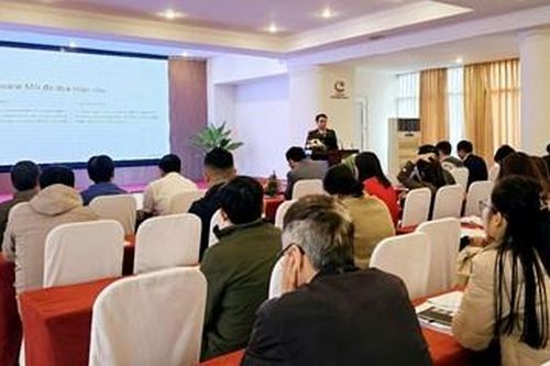Tập huấn chuyển đổi số cho hơn 170 cán bộ ngành y