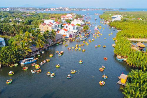 Phát triển du lịch nông thôn gắn với phát huy tiềm năng, lợi thế về nông nghiệp, làng nghề