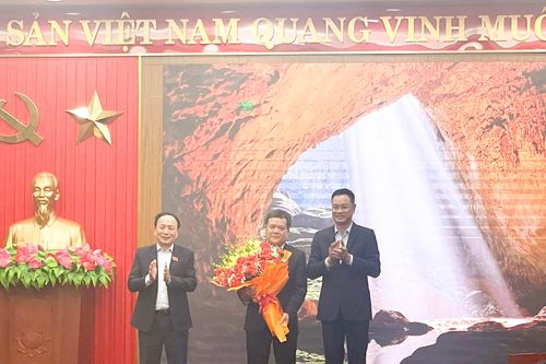 Ông Trần Phong giữ chức Phó Bí thư Tỉnh ủy Quảng Bình