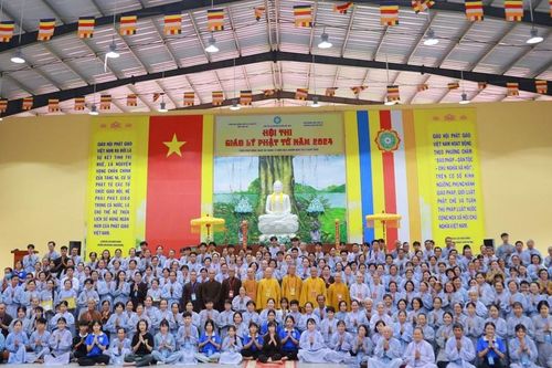 Long An: Gần 400 Phật tử tham gia hội thi giáo lý do Ban Trị sự Phật giáo H.Đức Hòa tổ chức