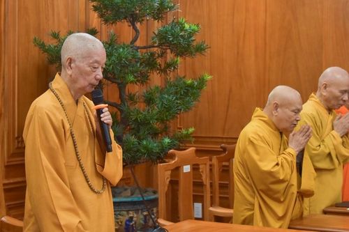Hội đồng Chứng minh ban hành Nghị quyết về tấn phong giáo phẩm và một số vấn đề của Giáo hội