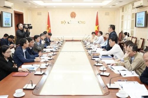 Bộ Xây dựng lấy ý kiến về Đề án đề nghị công nhận thành phố Hòa Bình là đô thị loại II