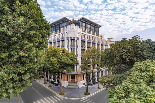 Capella Hà Nội: Chào đón Tổng Quản lý mới và loạt giải thưởng đẳng cấp
