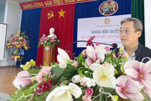 Kon Tum tăng cường nâng cao nhận thức và kỹ năng nhận biết tiền giả
