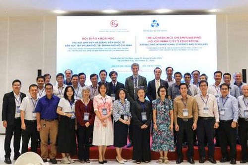 Thu hút sinh viên, giảng viên quốc tế đến học tập và làm việc: Cần có chiến lược bài bản