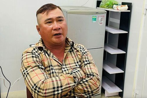 Hiếu xì-po là ai? Vì sao cả hai cha con Hiếu xì-po bị bắt?