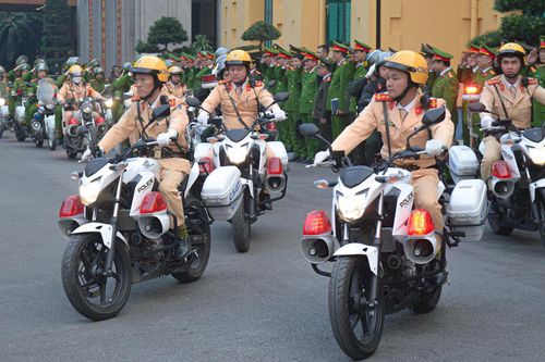 Công an Hà Nội triển khai mô hình 141 mới, trấn áp 'quái xế', tội phạm đường phố