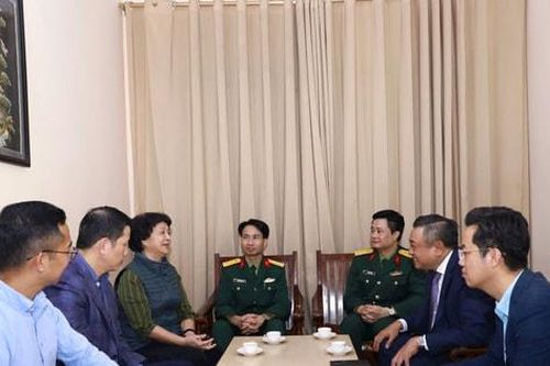 Chủ tịch UBND thành phố Trần Sỹ Thanh thăm gia đình các Đại tướng Hoàng Văn Thái, Đoàn Khuê