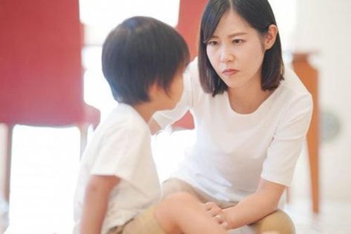 Đại học Harvard: 6 hành vi của cha mẹ tưởng tốt nhưng lại hủy hoại con cái nhanh nhất
