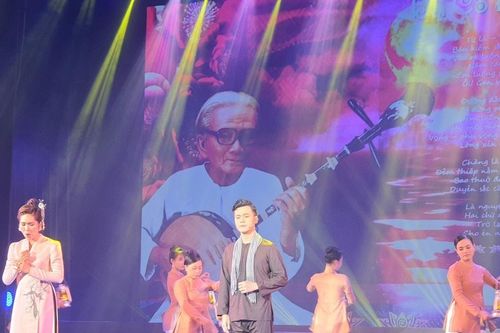 Đầu tư cho văn hóa để phát triển bền vững