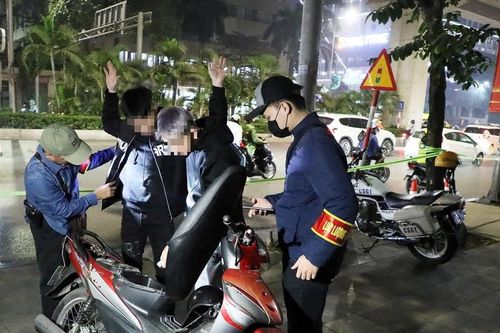 54 tổ Cảnh sát 141 ra quân, xử lý các thanh niên 'ngổ ngáo'