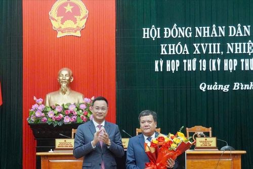 Quảng Bình có tân chủ tịch UBND tỉnh
