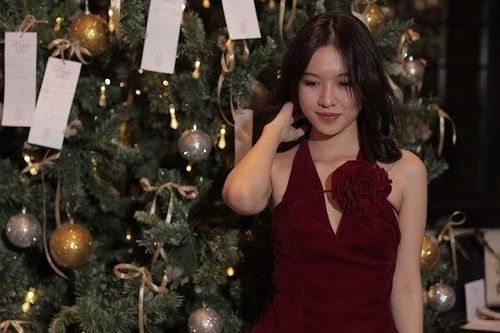 Lễ thắp đèn Cây thông Noel ở Sa Pa mờ sương