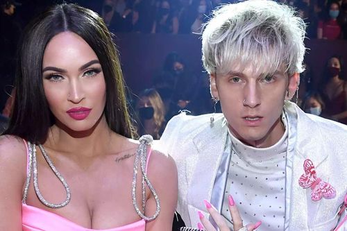 Megan Fox chia tay bạn trai kém 4 tuổi khi còn đang mang bầu