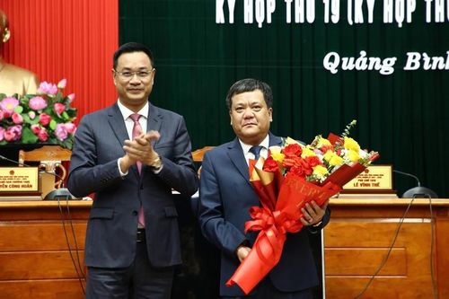 Ông Trần Phong được bầu giữ chức Chủ tịch UBND tỉnh Quảng Bình