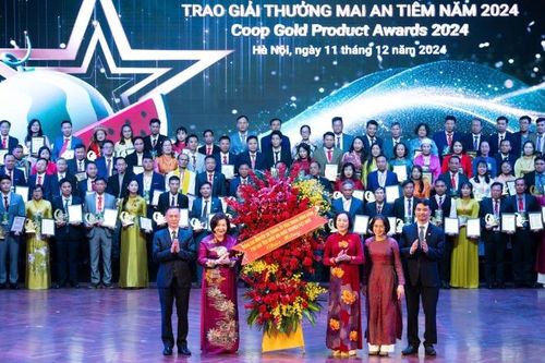 Trao giải thưởng Mai An Tiêm tặng 100 sản phẩm tiêu biểu của hợp tác xã