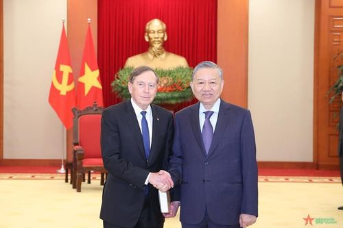 Tổng Bí thư Tô Lâm tiếp Đại tướng David Petraeus, đồng sở hữu Quỹ KKR kiêm Chủ tịch Viện Toàn cầu Quỹ KKR