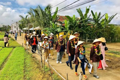 Thúc đẩy du lịch nông thôn trở thành động lực phát triển bền vững