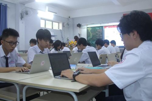 Trang bị kỹ năng 'lọc rác' trên mạng cho học sinh
