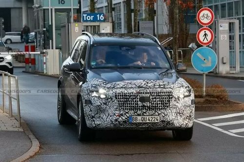 Mercedes-Maybach GLS 2026 lộ diện trên đường phố