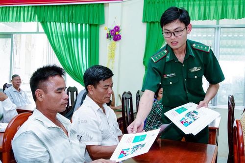 Tuyên truyền, phổ biến, giáo dục pháp luật cho cán bộ, nhân dân khu vực biên giới biển Sóc Trăng