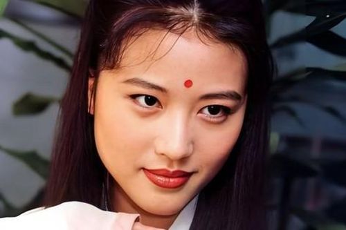 Giỗ đầu Châu Hải My