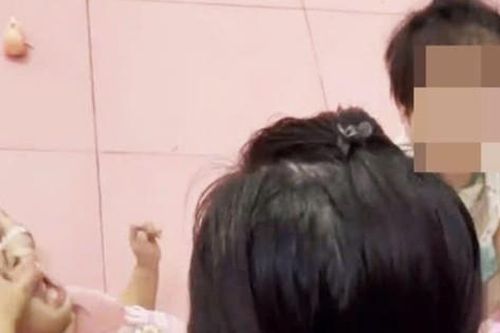 Bắt khẩn cấp bảo mẫu hành hạ trẻ em ở Bà Rịa Vũng Tàu