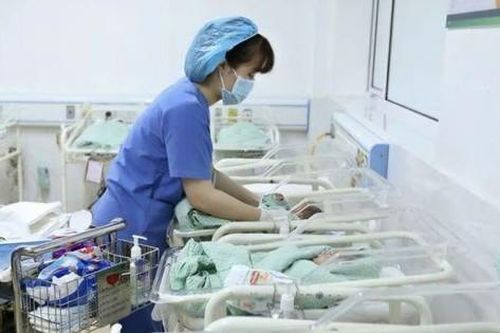 Đồng Nai hỗ trợ 1 triệu đồng cho phụ nữ sinh đủ 2 con trước 35 tuổi