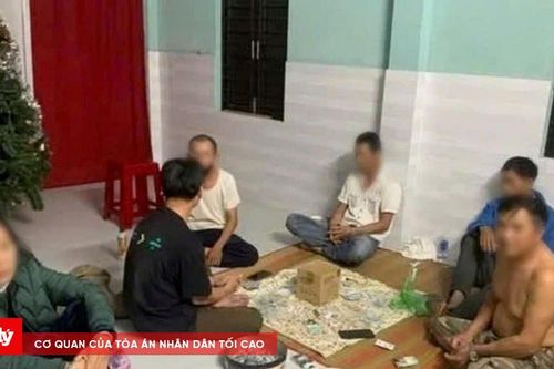 Bắt ổ nhóm đánh bạc xuyên đêm