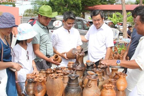 Tập trung phát triển làng gốm Chăm Bàu Trúc, Ninh Thuận