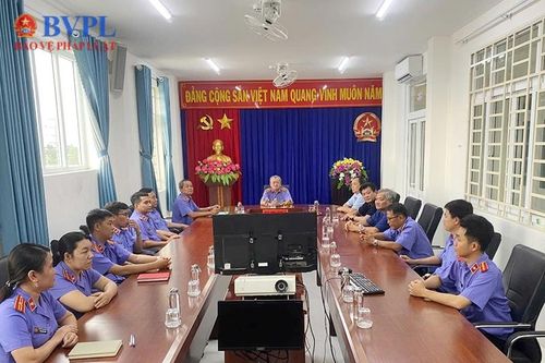 Đoàn công tác VKSND tỉnh Sóc Trăng làm việc tại VKSND huyện Mỹ Xuyên